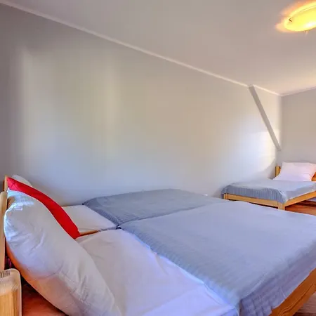 Przy Zalewie بيت خشبي *