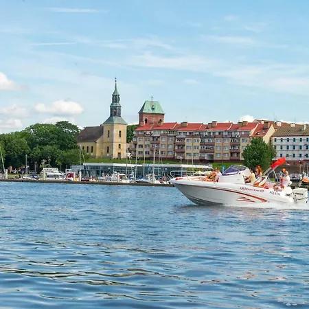 Przy Zalewie * كاميين بومورسكي